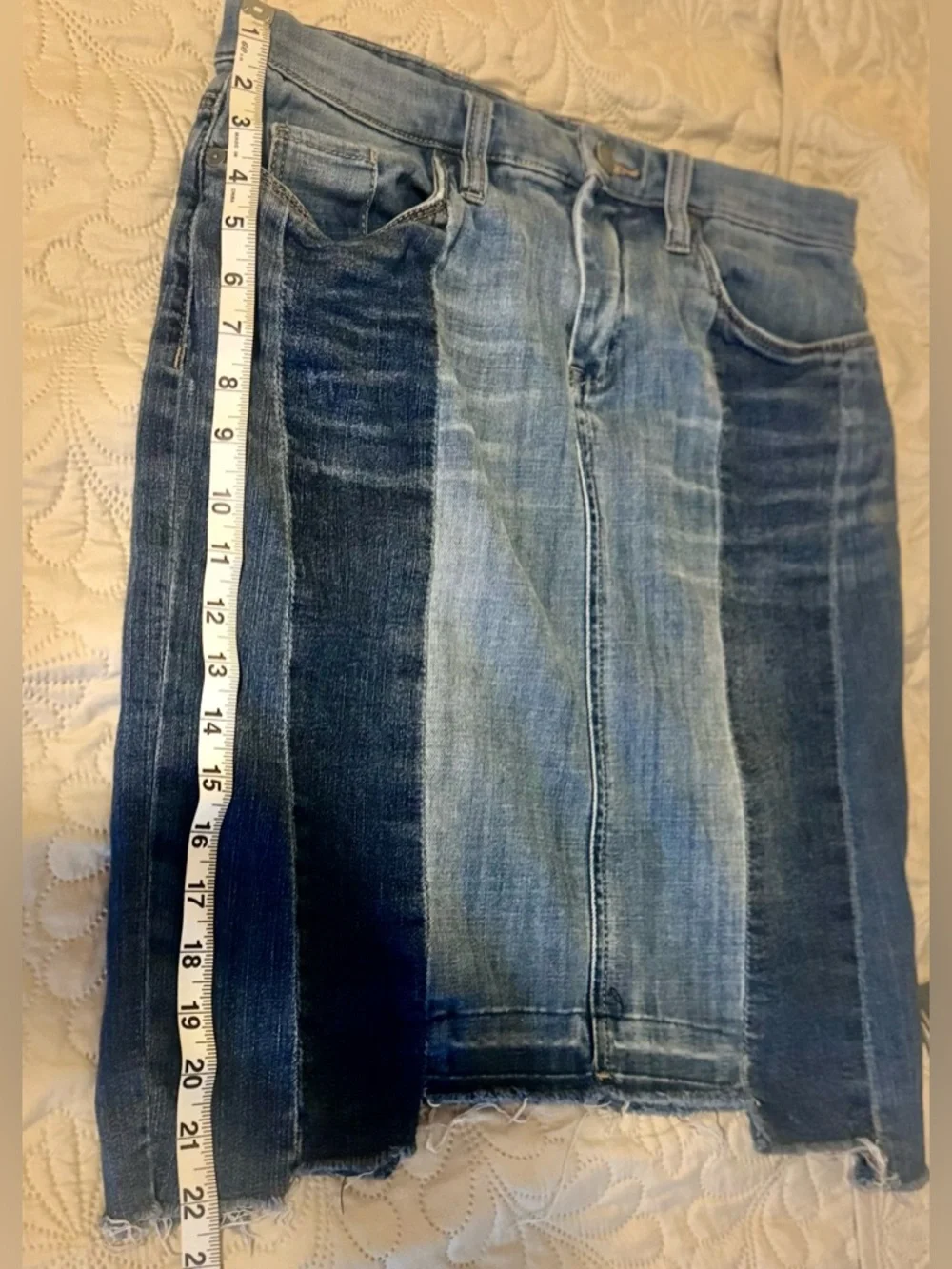 BlankNYC Patchwork Denim Pencil Skirt. Size 29 - Picture 4 of 6